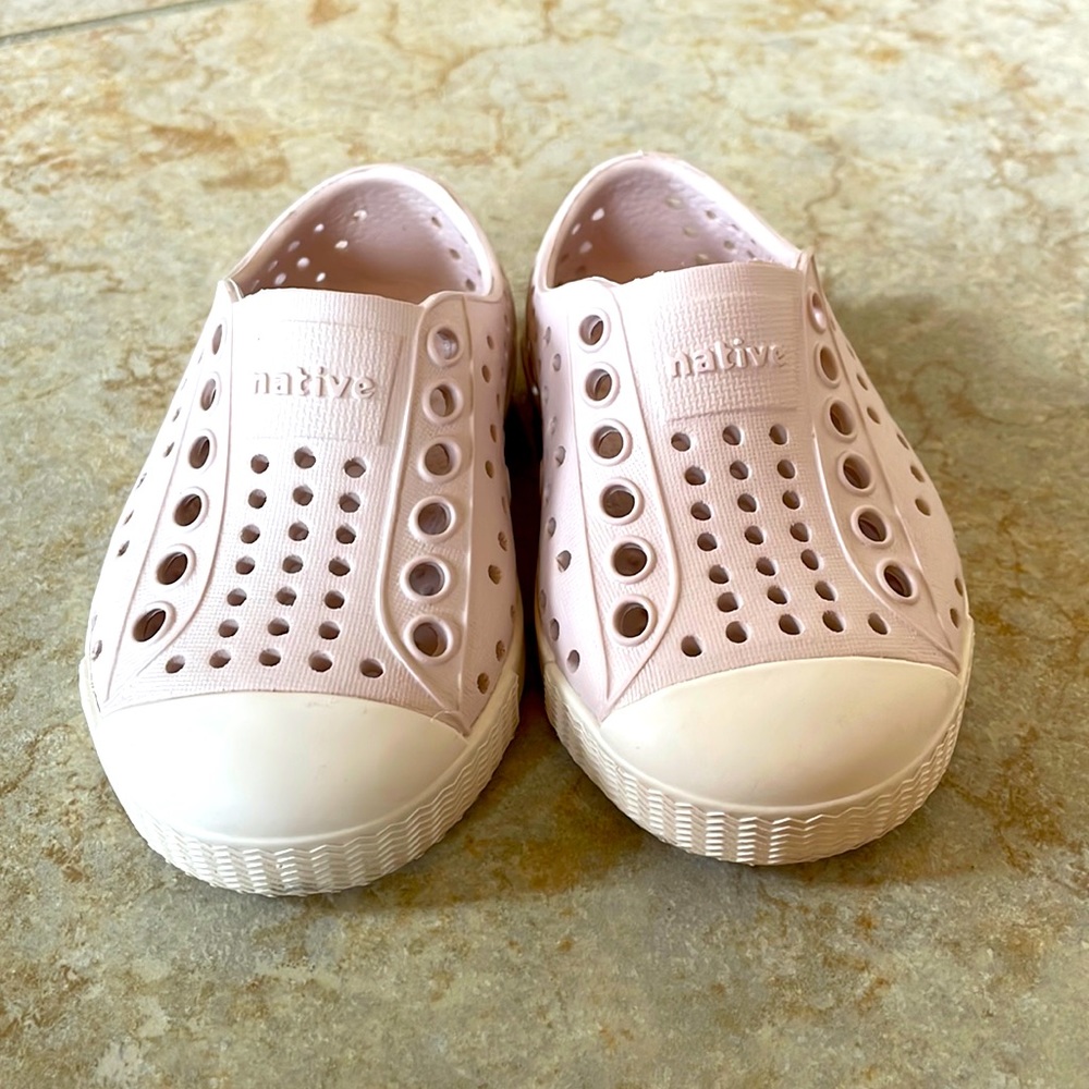 Native light pink Size C4 Infants/Baby Shoes